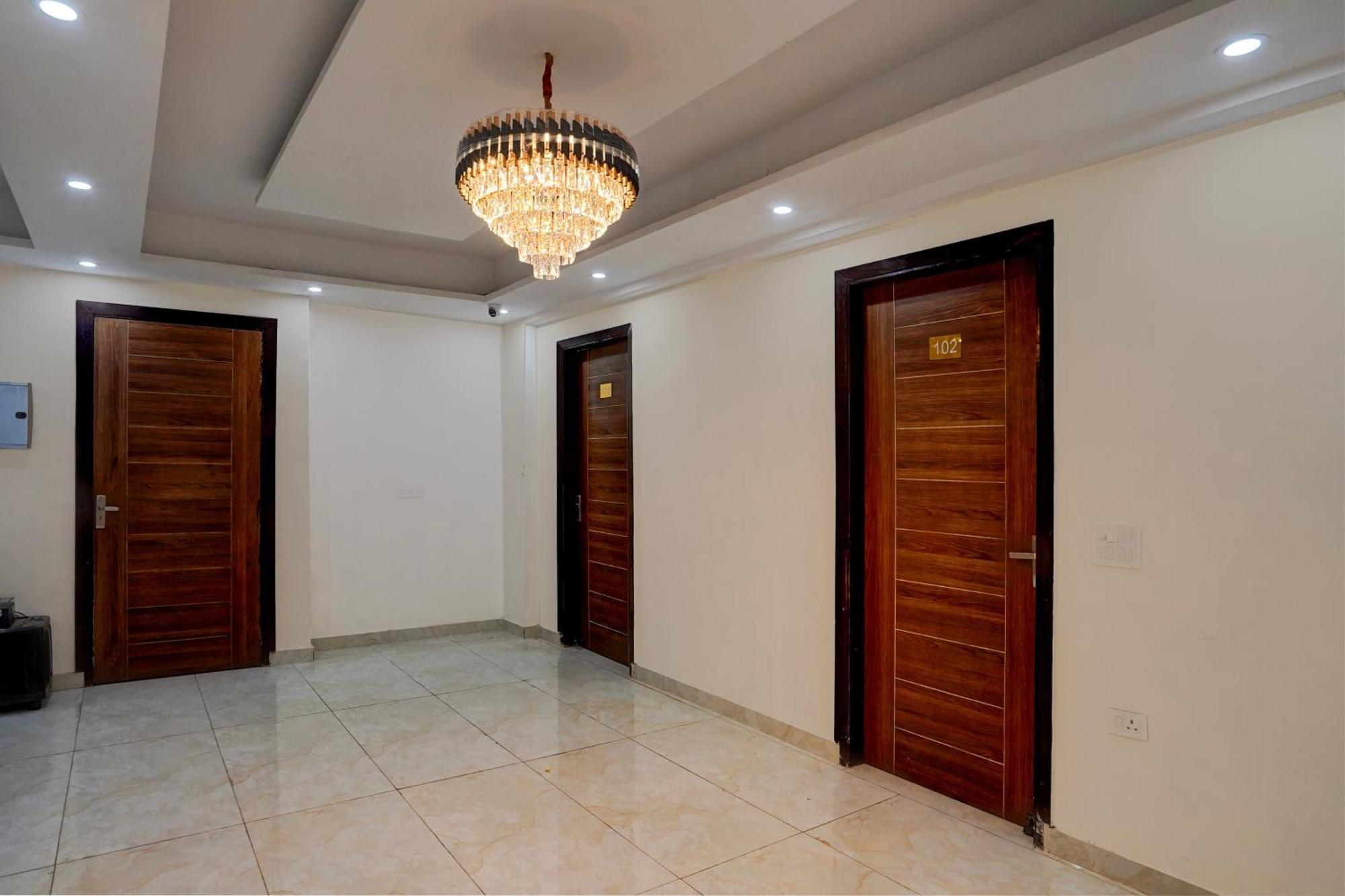 Hotel O R.N Residency Hotel Ghaziabad Zewnętrze zdjęcie